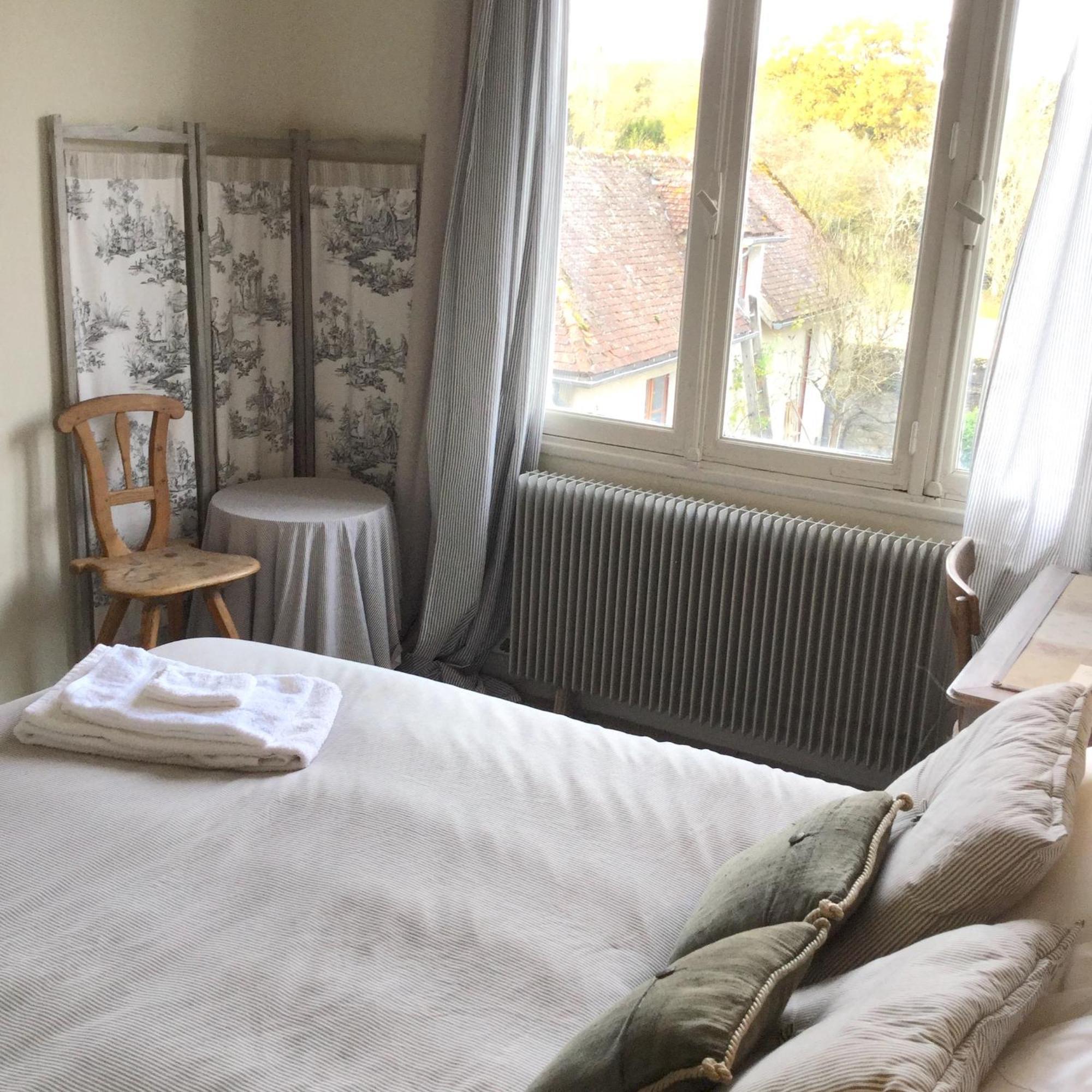 Le Logis Alexandra Bnb La Trimouille Exterior foto
