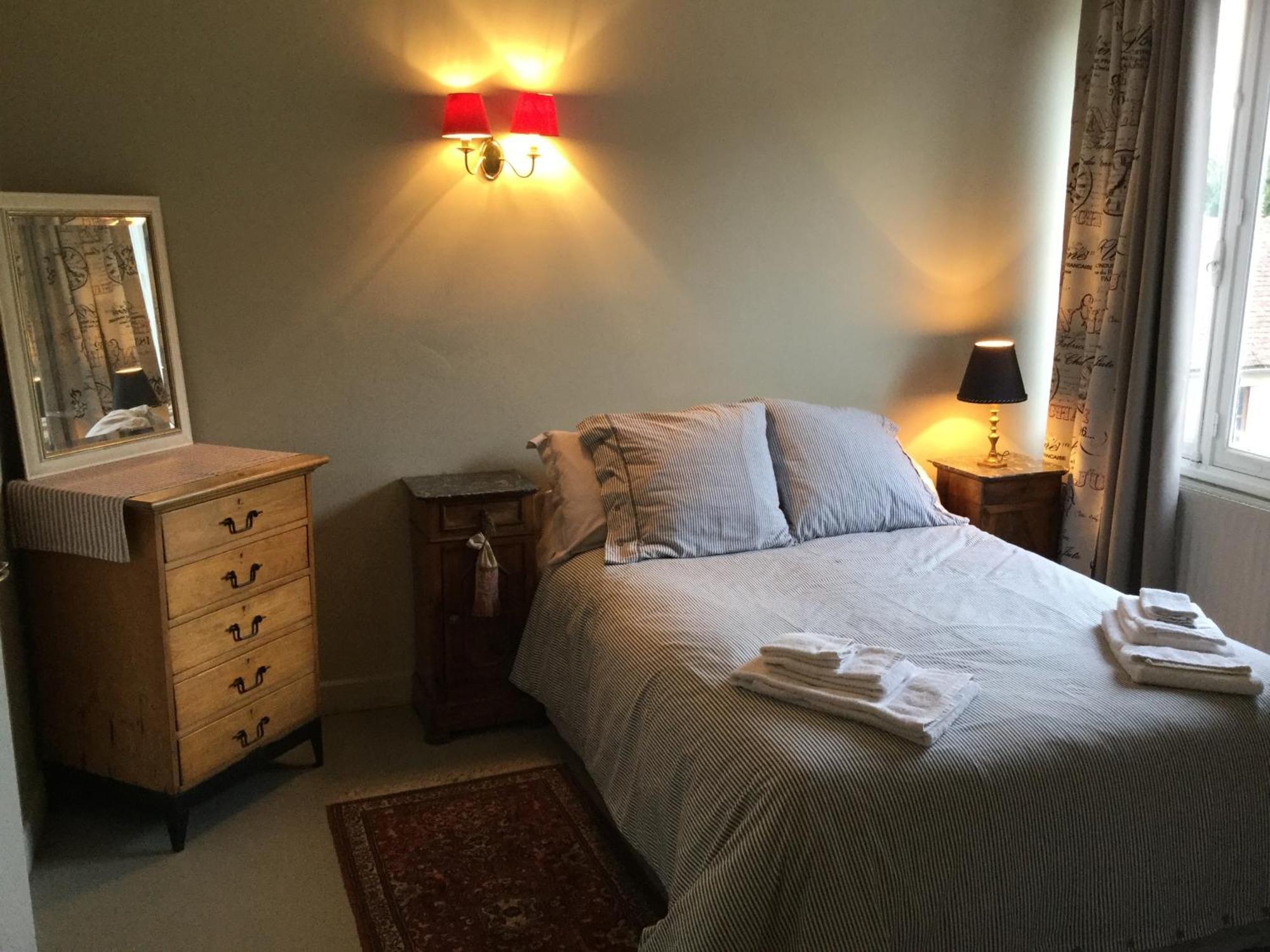 Le Logis Alexandra Bnb La Trimouille Exterior foto