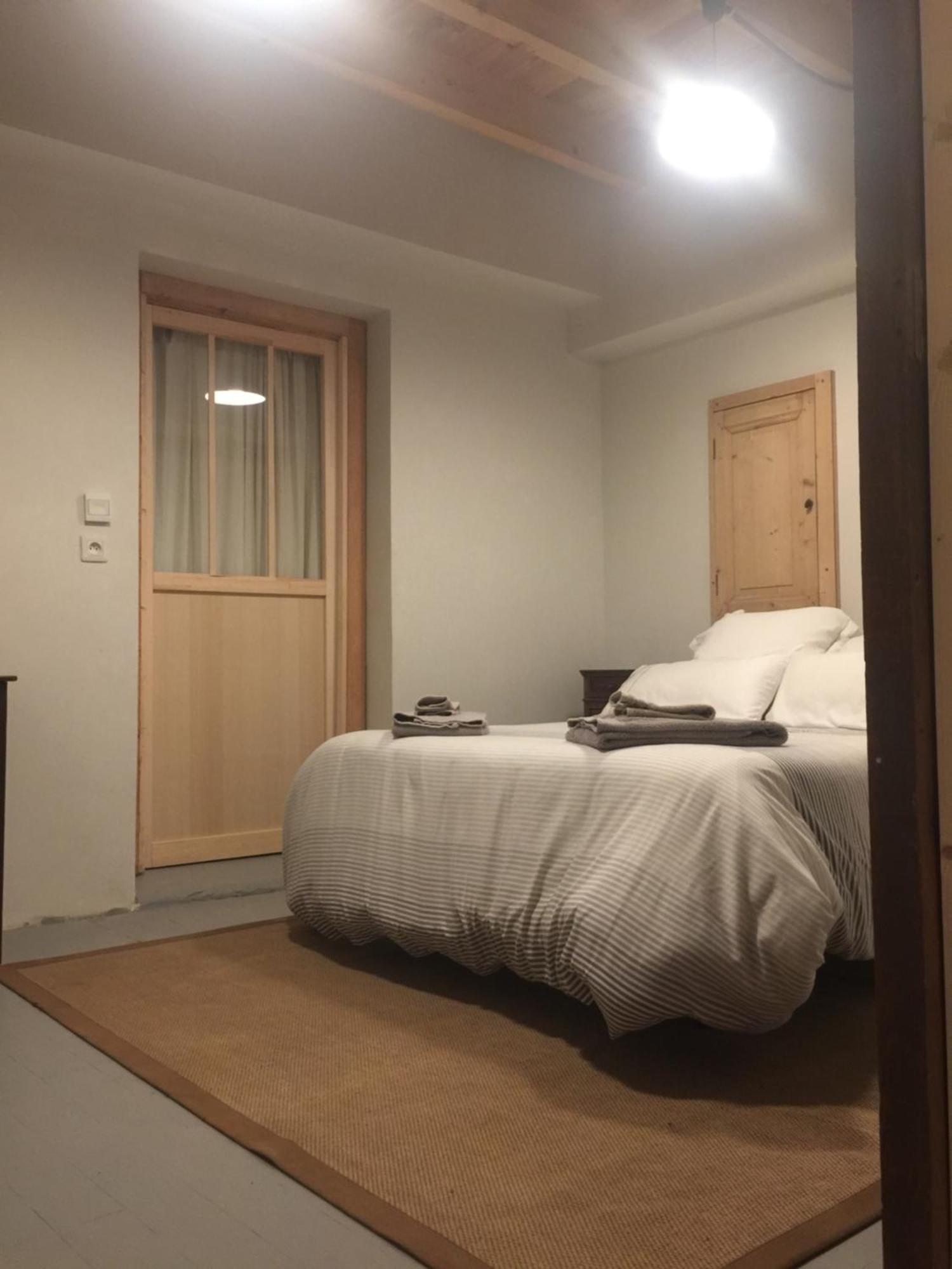 Le Logis Alexandra Bnb La Trimouille Exterior foto