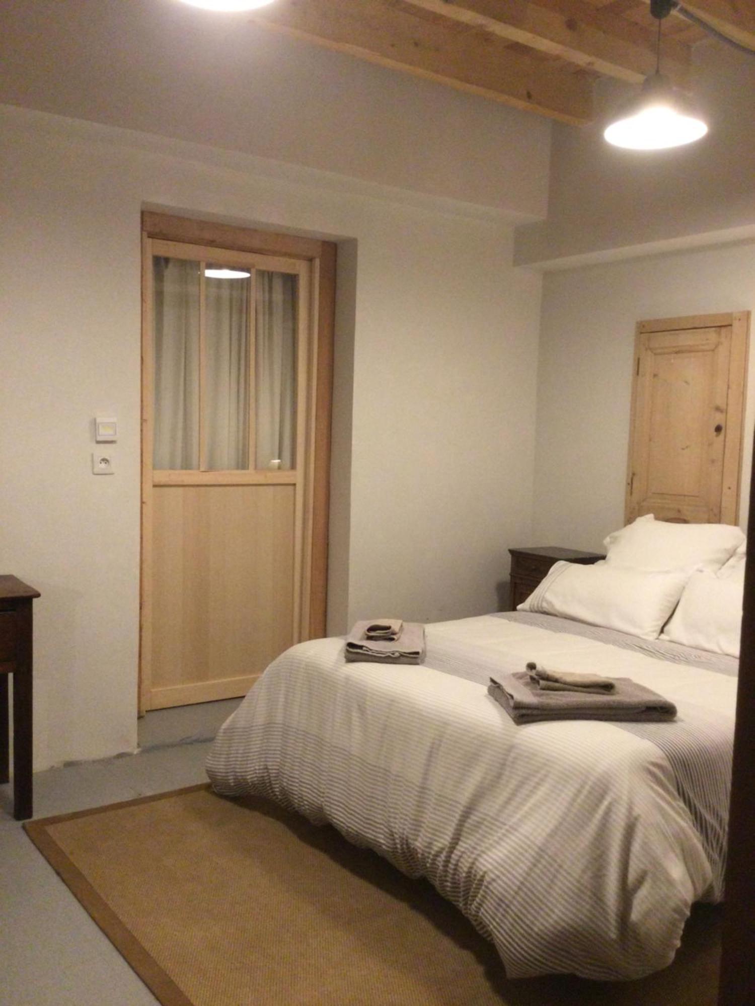 Le Logis Alexandra Bnb La Trimouille Exterior foto